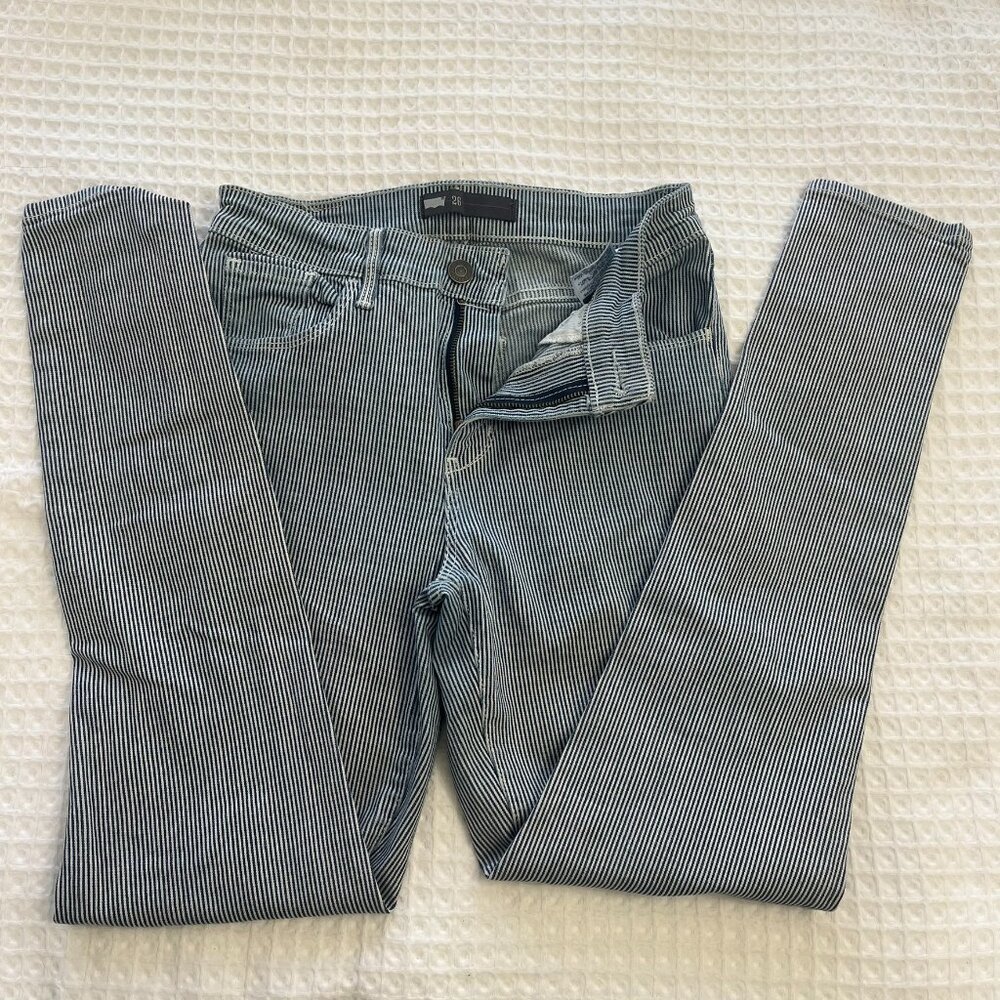 Levi's 524 Skinny Sz 9 Blue and White Striped Jeans